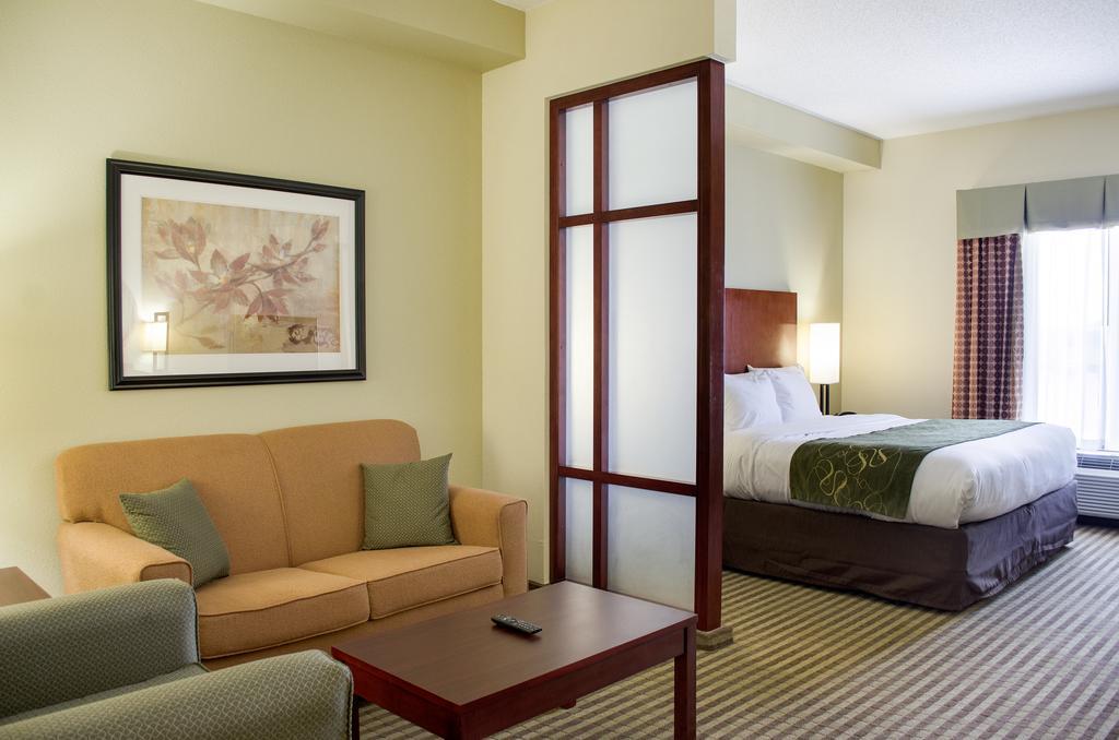Comfort Suites Greenwood Esterno foto